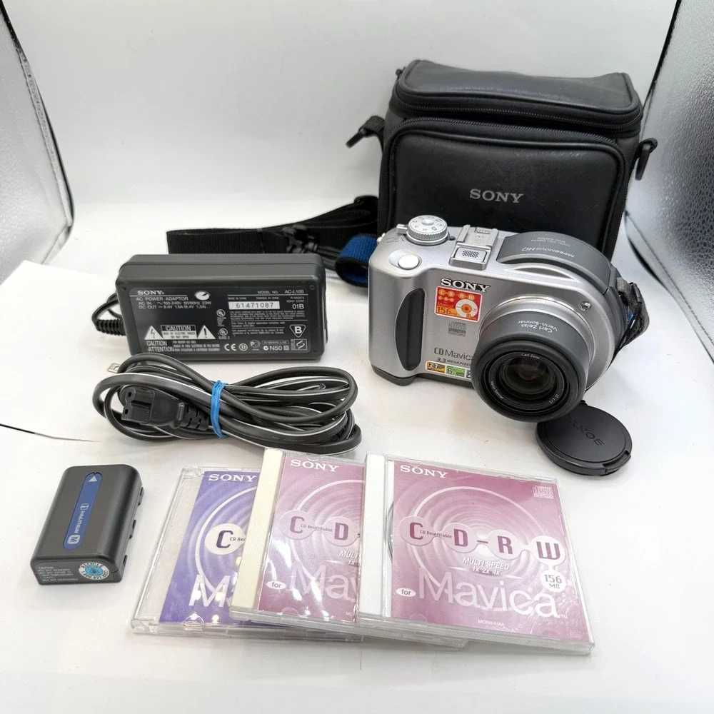 Sony CD Mavica MVC-CD300 Digital Camera Bundle 3.3MP Carl Zeiss Lens Tested